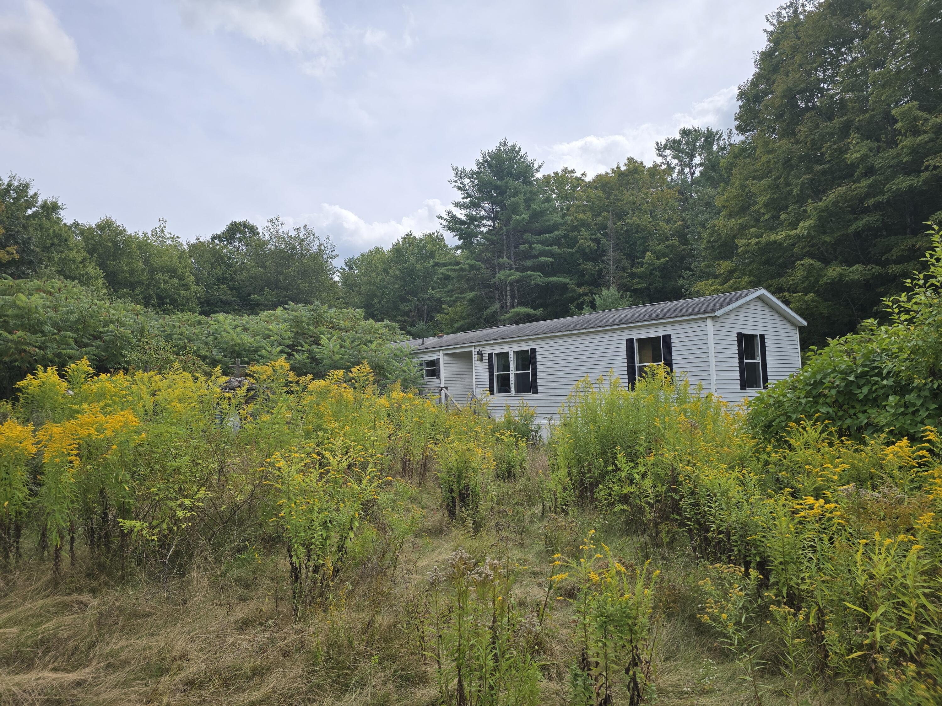 105 Old Sheepscot Road Wiscasset ME 04578