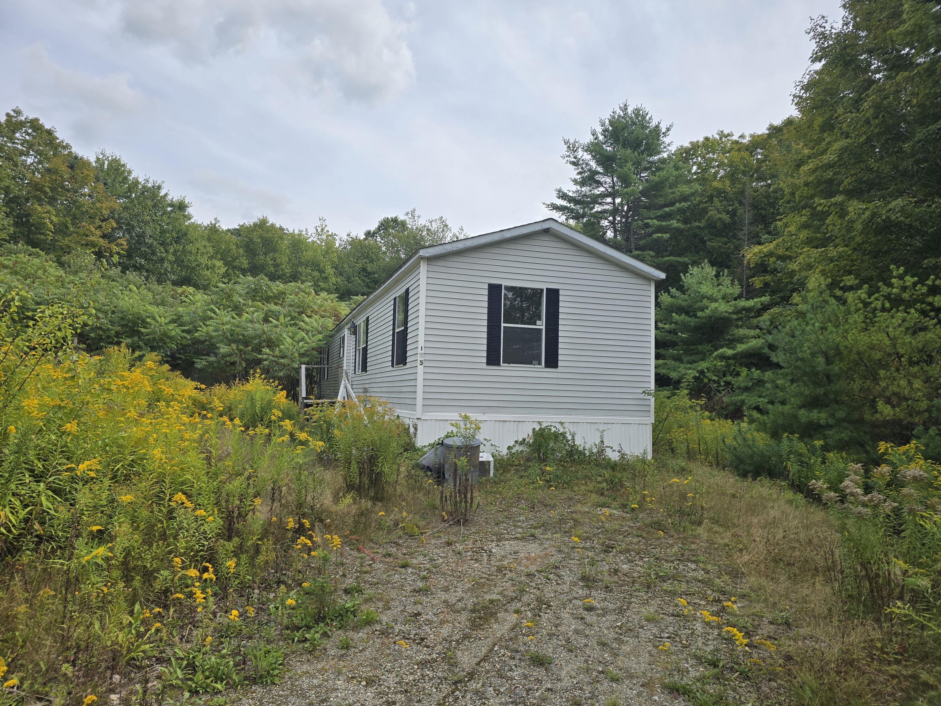 105 Old Sheepscot Road Wiscasset ME 04578