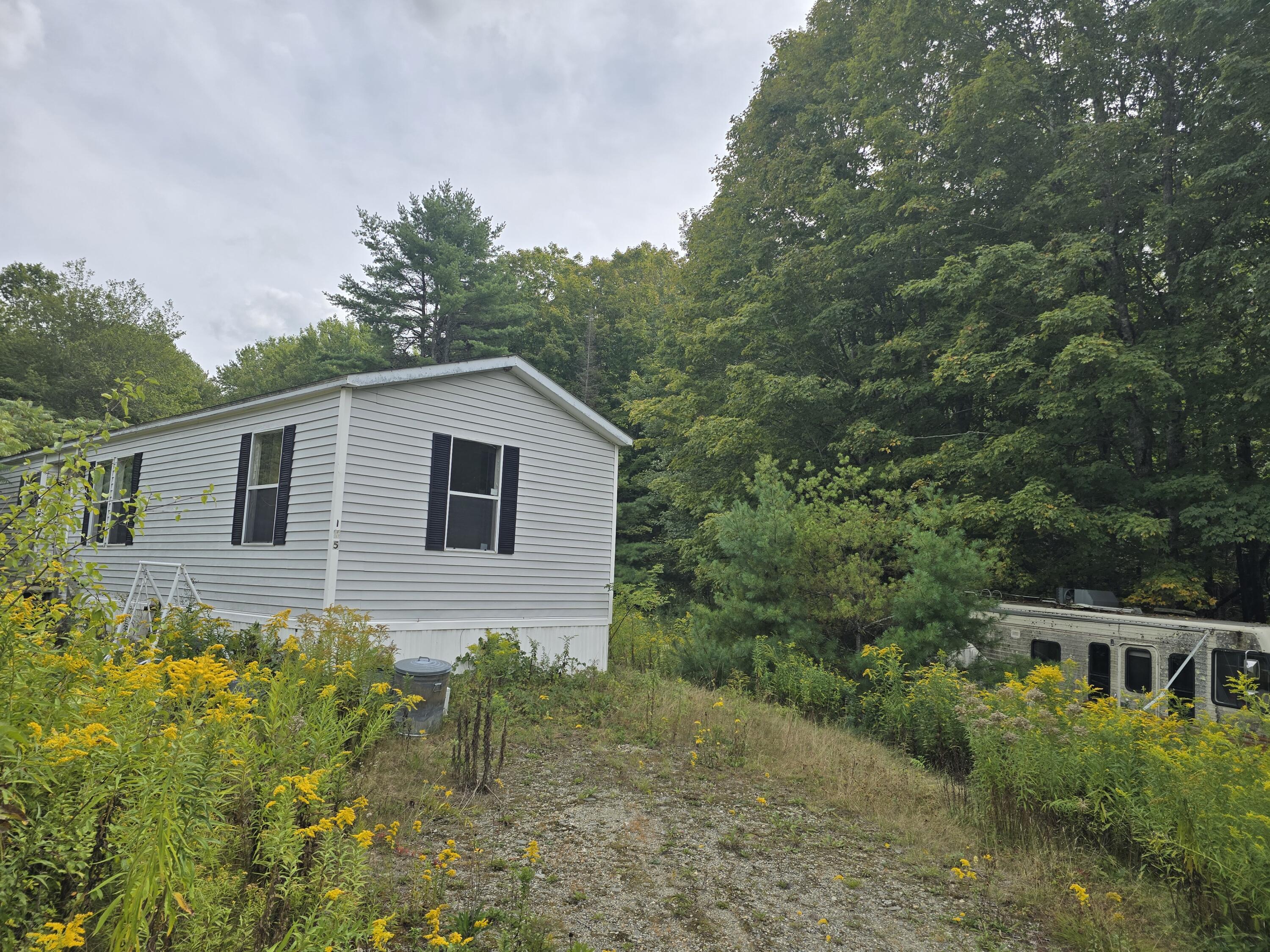 105 Old Sheepscot Road Wiscasset ME 04578