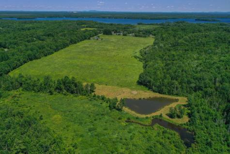 1075 Sunset Avenue Glenburn ME 04401