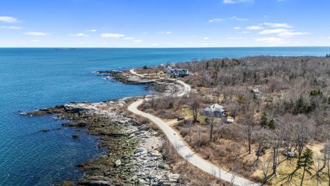 736 Seashore Avenue Portland ME 04108