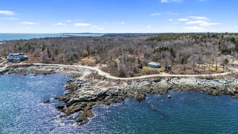 736 Seashore Avenue Portland ME 04108