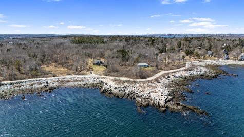 736 Seashore Avenue Portland ME 04108