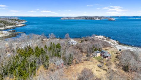 736 Seashore Avenue Portland ME 04108