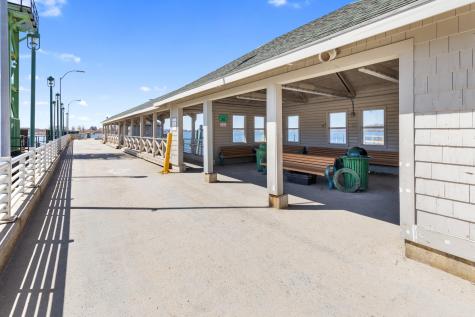 736 Seashore Avenue Portland ME 04108