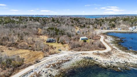 736 Seashore Avenue Portland ME 04108