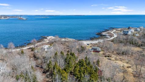 736 Seashore Avenue Portland ME 04108