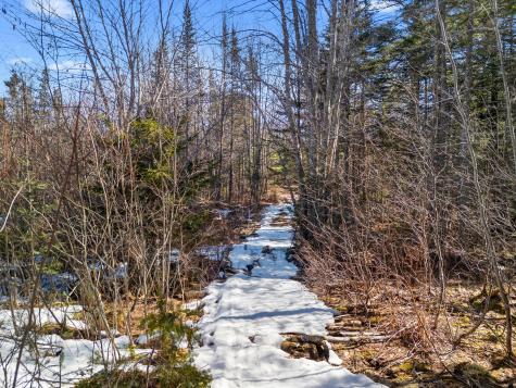 180 Burket Mill Road Waldoboro ME 04572