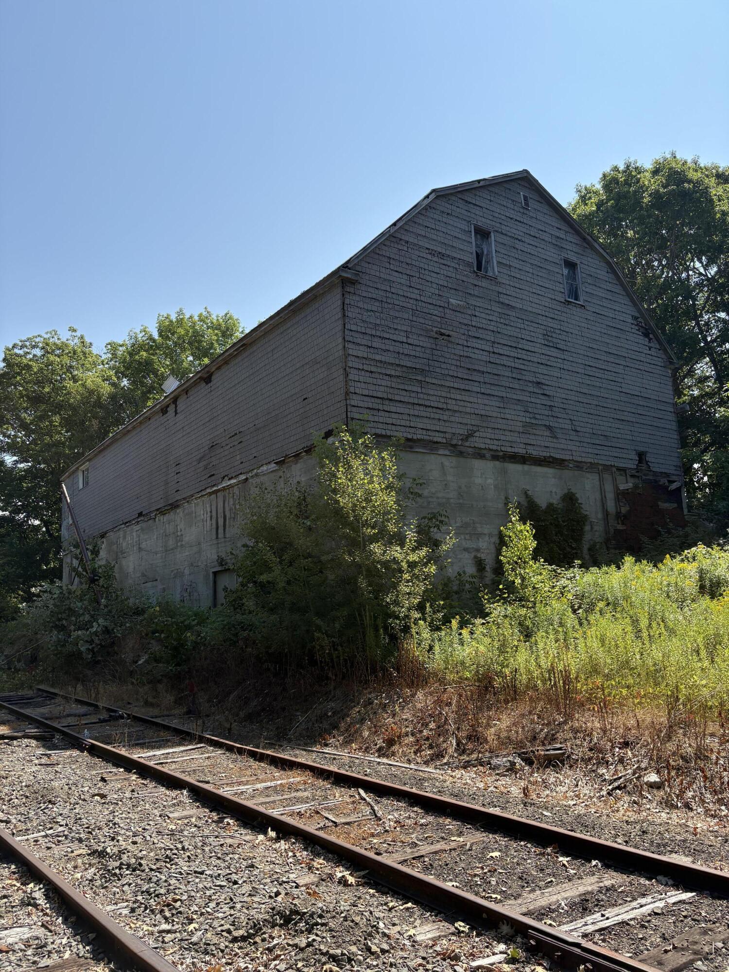 33 Veterans Highway Brooks ME 04921