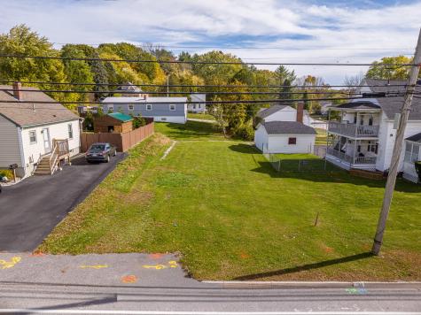 44 Poland Road Auburn ME 04210