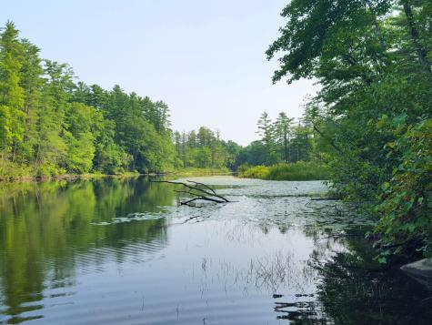 594 River Road Windham ME 04062