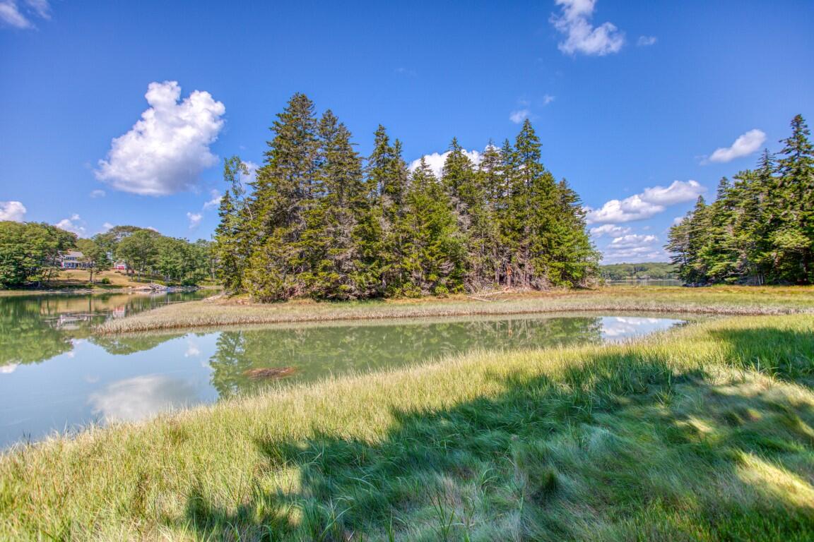 44-4 Windrush Lane Boothbay ME 04537