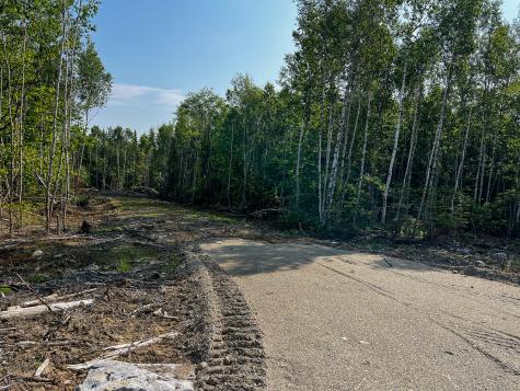 6 Overlook Drive Lincoln ME 04457