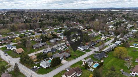 21 Ventura Street Lewiston ME 04240