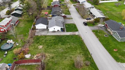 21 Ventura Street Lewiston ME 04240