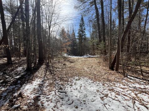 26 Eastman Hill Road Porter ME 04068