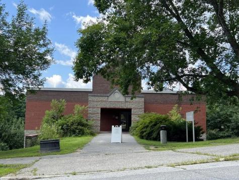 2 Howard Street Augusta ME 04330