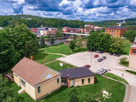 2 Howard Street Augusta ME 04330