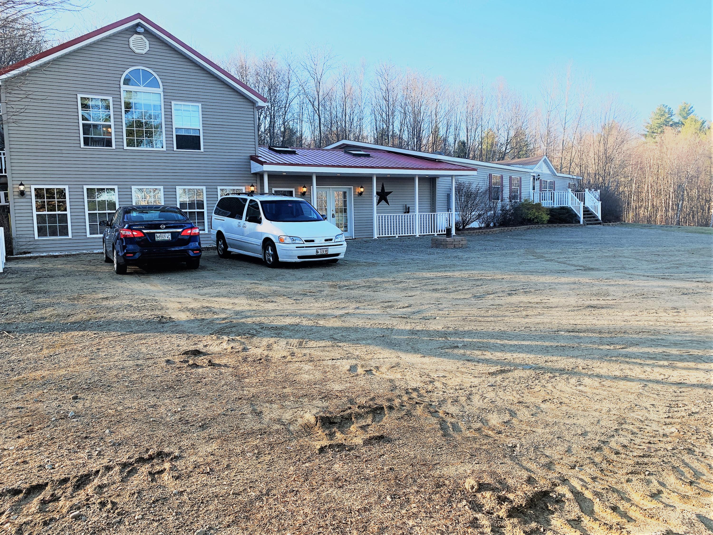 99 Avenue Road Wales ME 04280