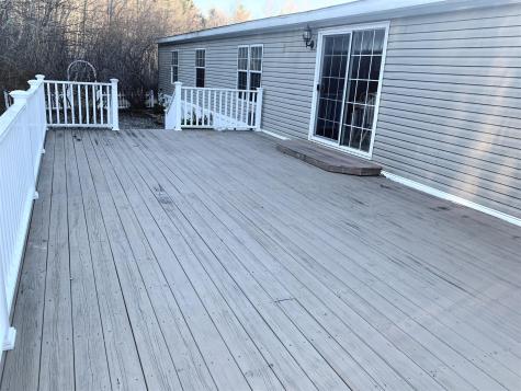 99 Avenue Road Wales ME 04280