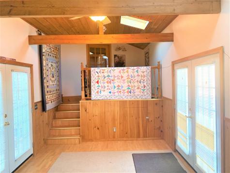 99 Avenue Road Wales ME 04280