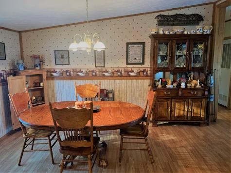 99 Avenue Road Wales ME 04280