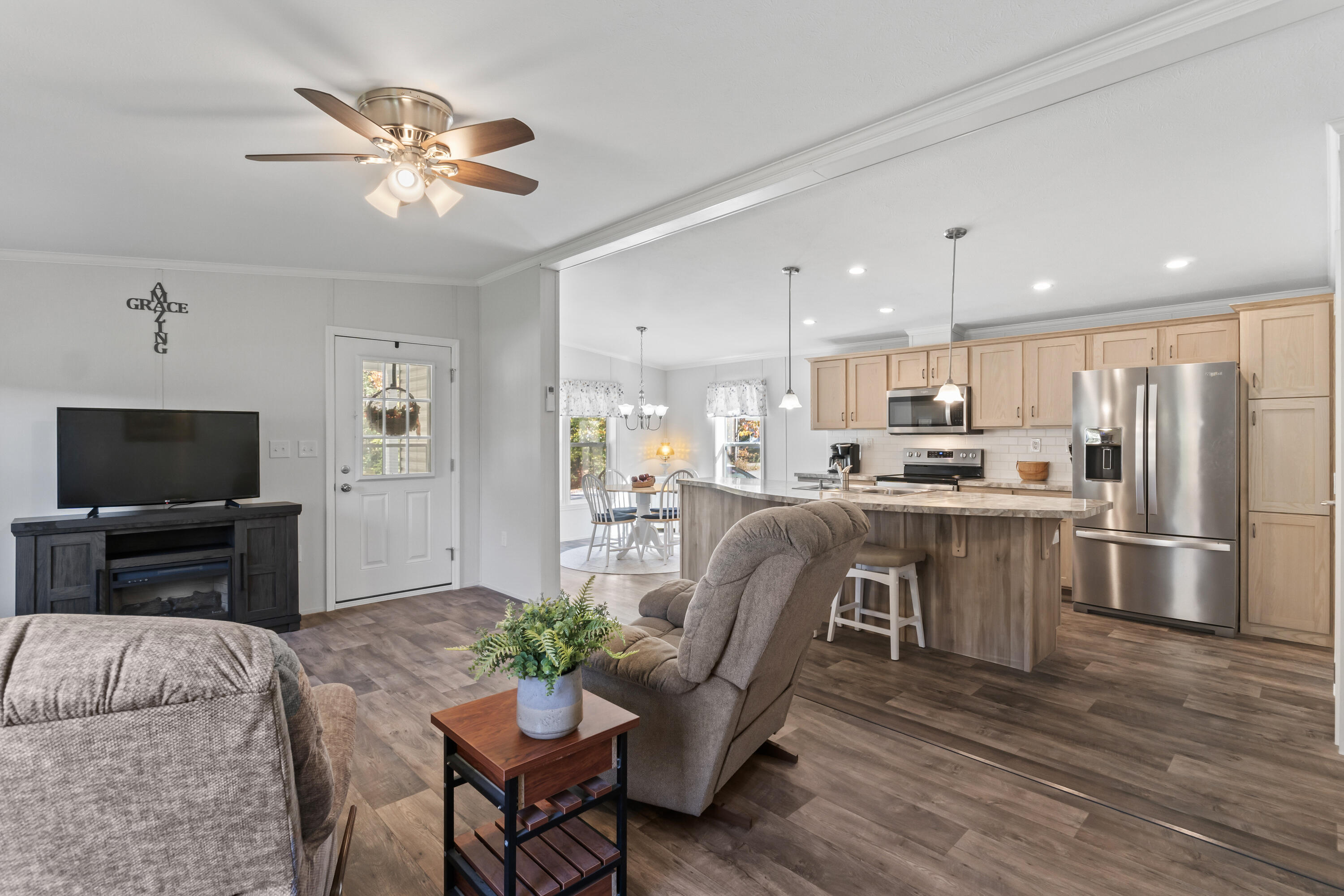 66 Harmony Hill Road Topsham ME 04086