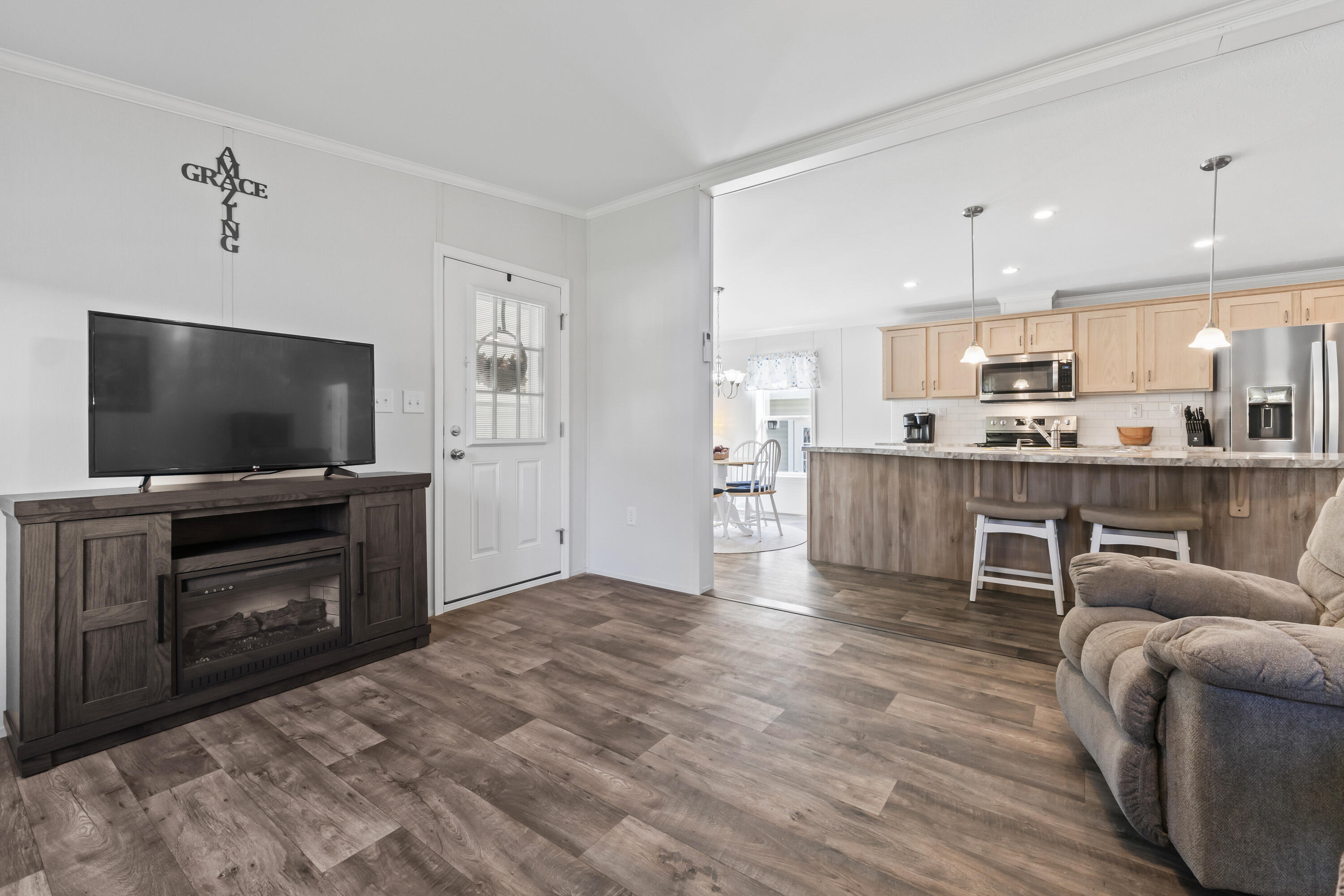 66 Harmony Hill Road Topsham ME 04086