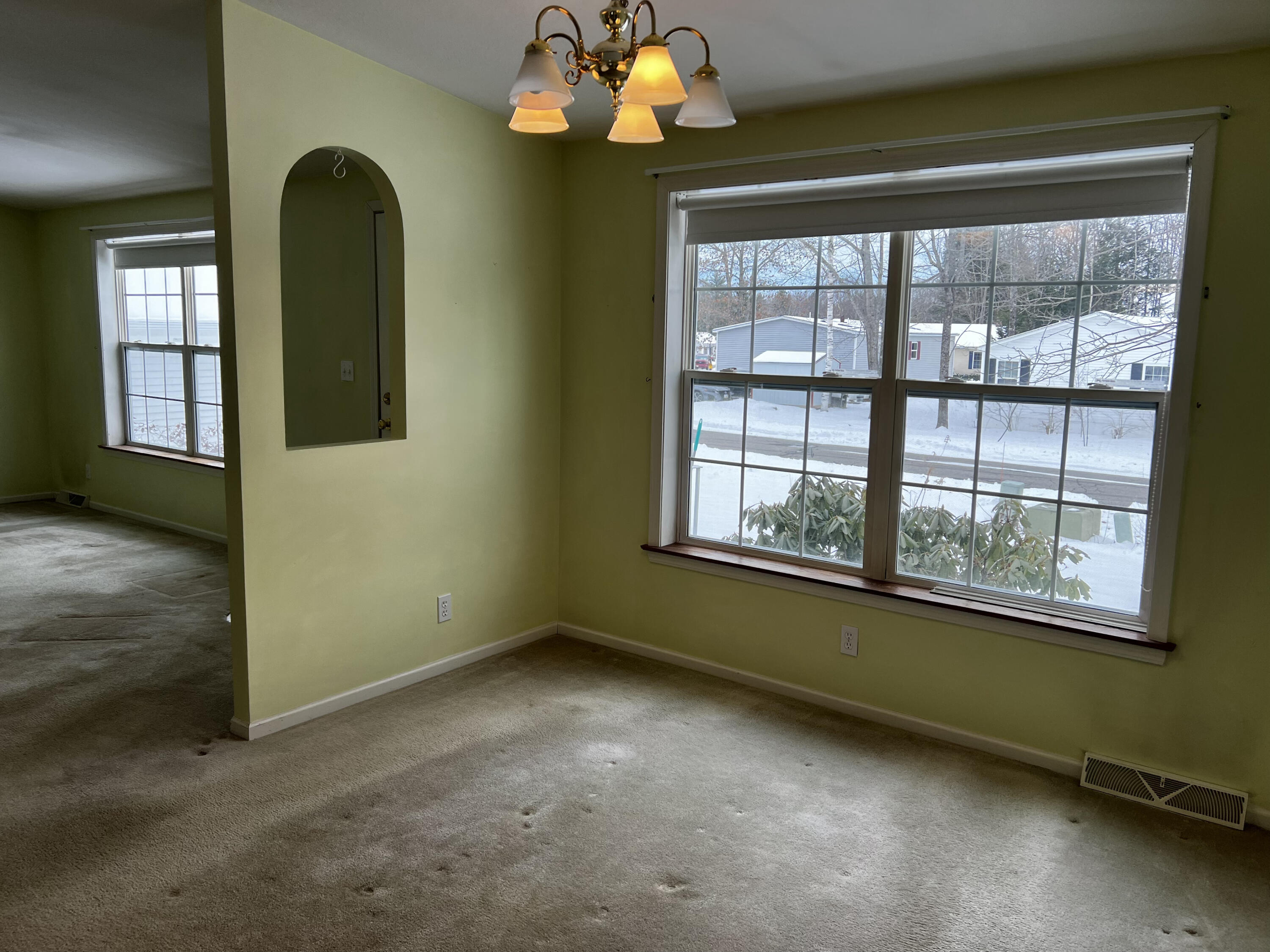 20 Buttercup Circle Auburn ME 04210