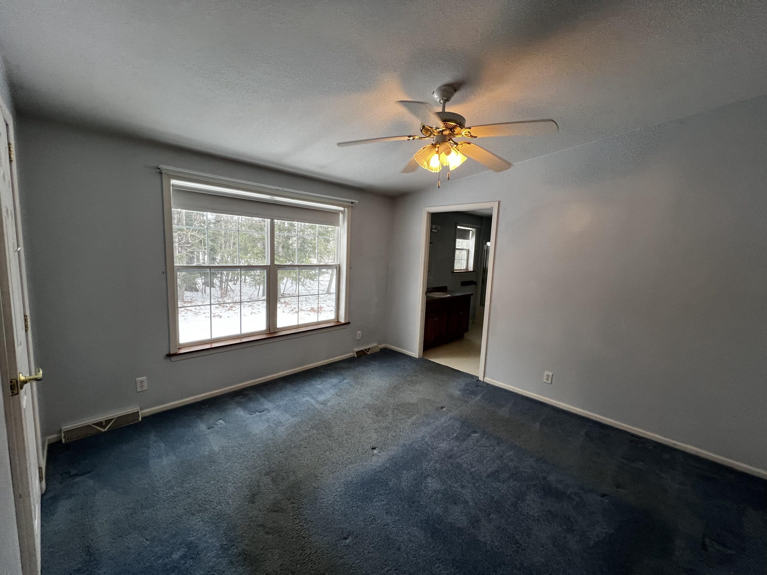 20 Buttercup Circle Auburn ME 04210