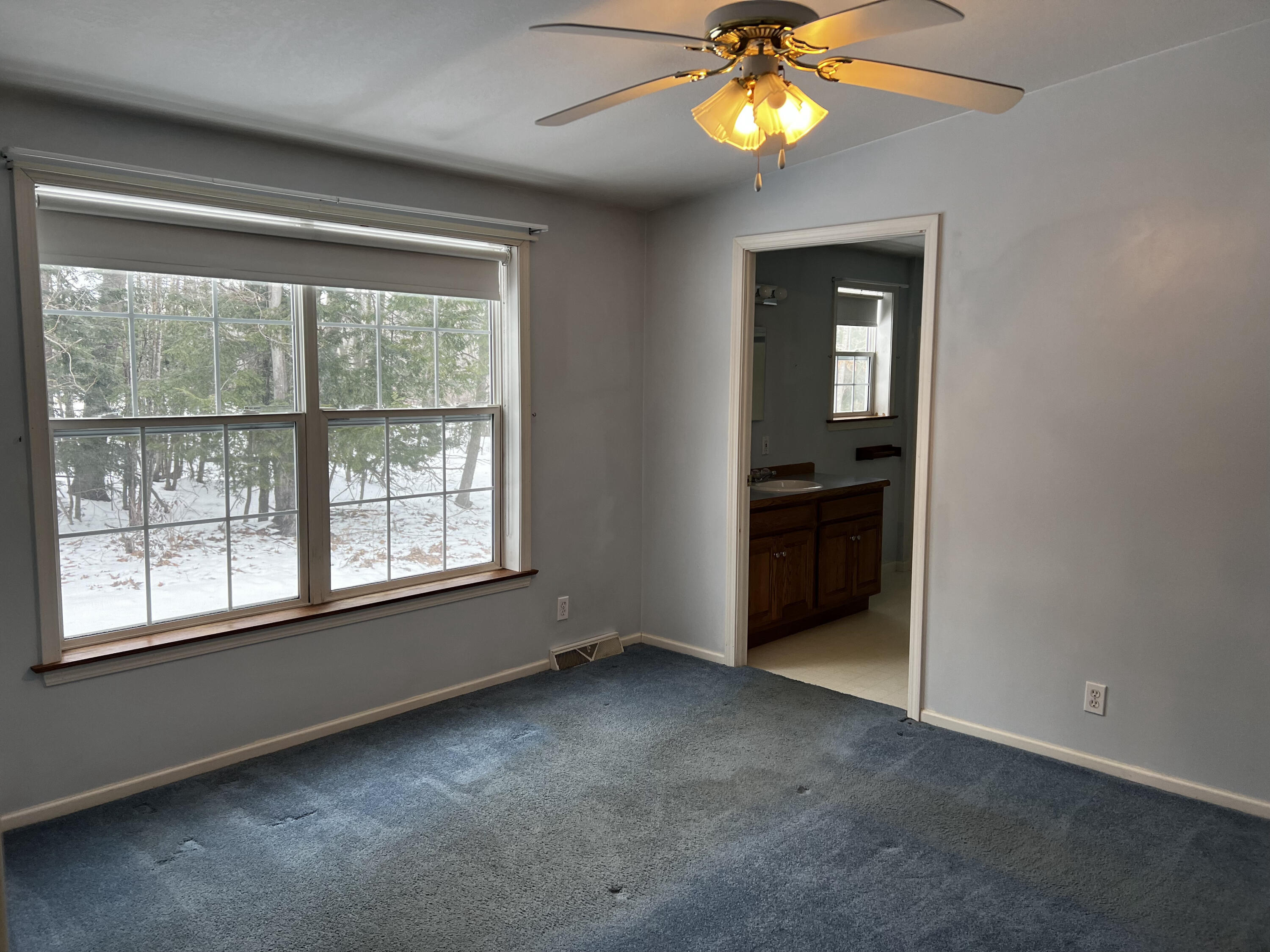 20 Buttercup Circle Auburn ME 04210