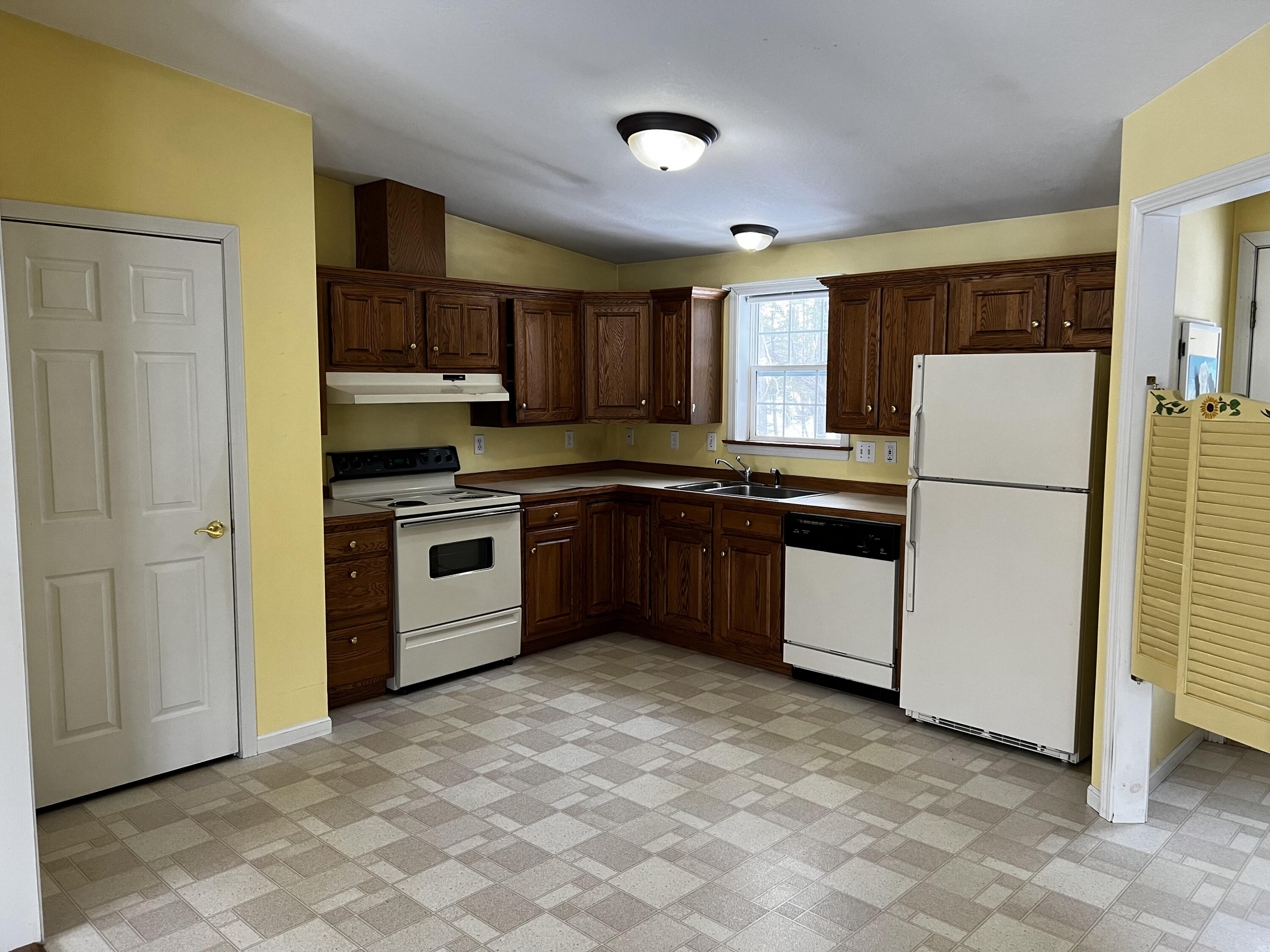 20 Buttercup Circle Auburn ME 04210