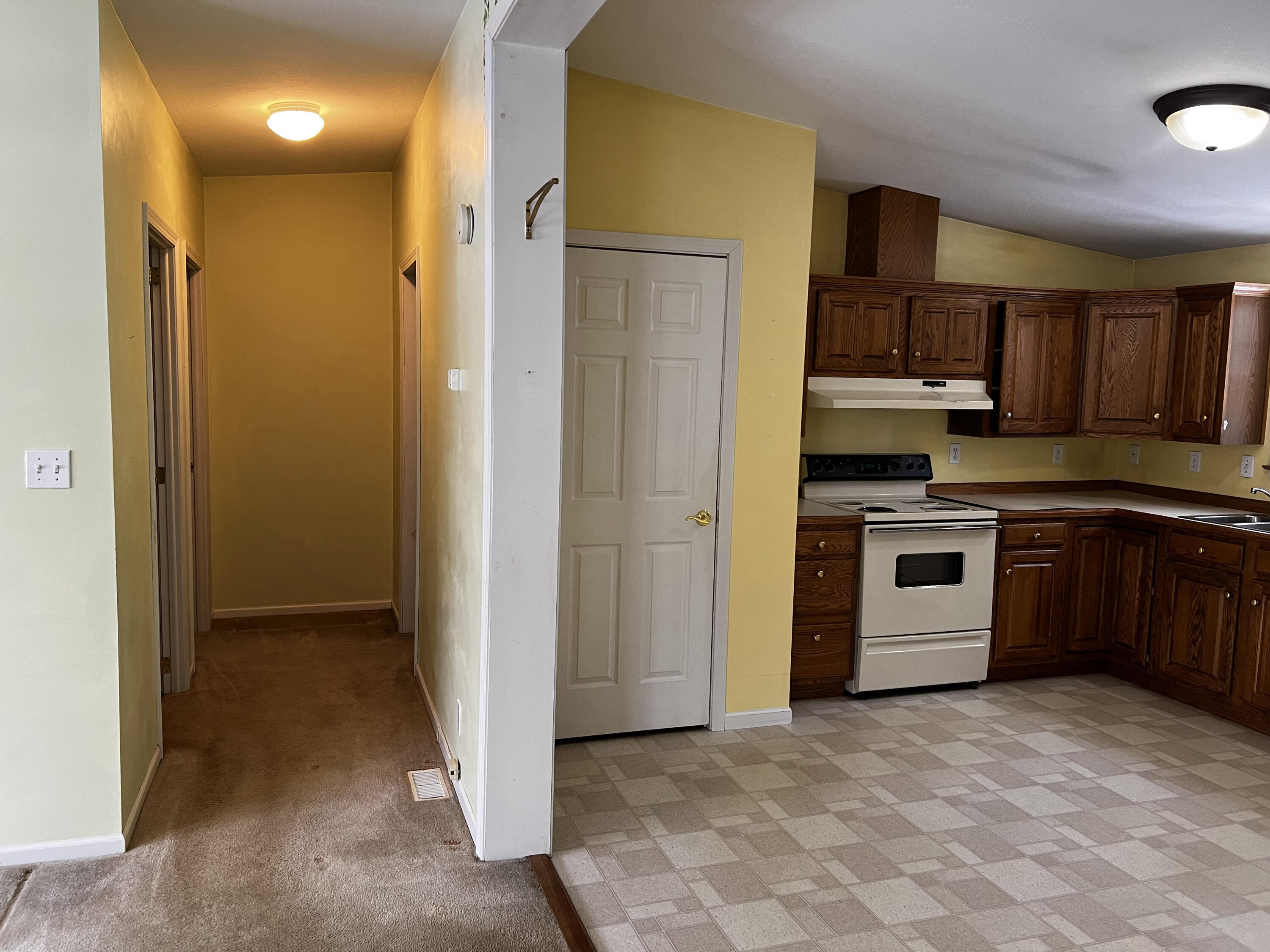 20 Buttercup Circle Auburn ME 04210