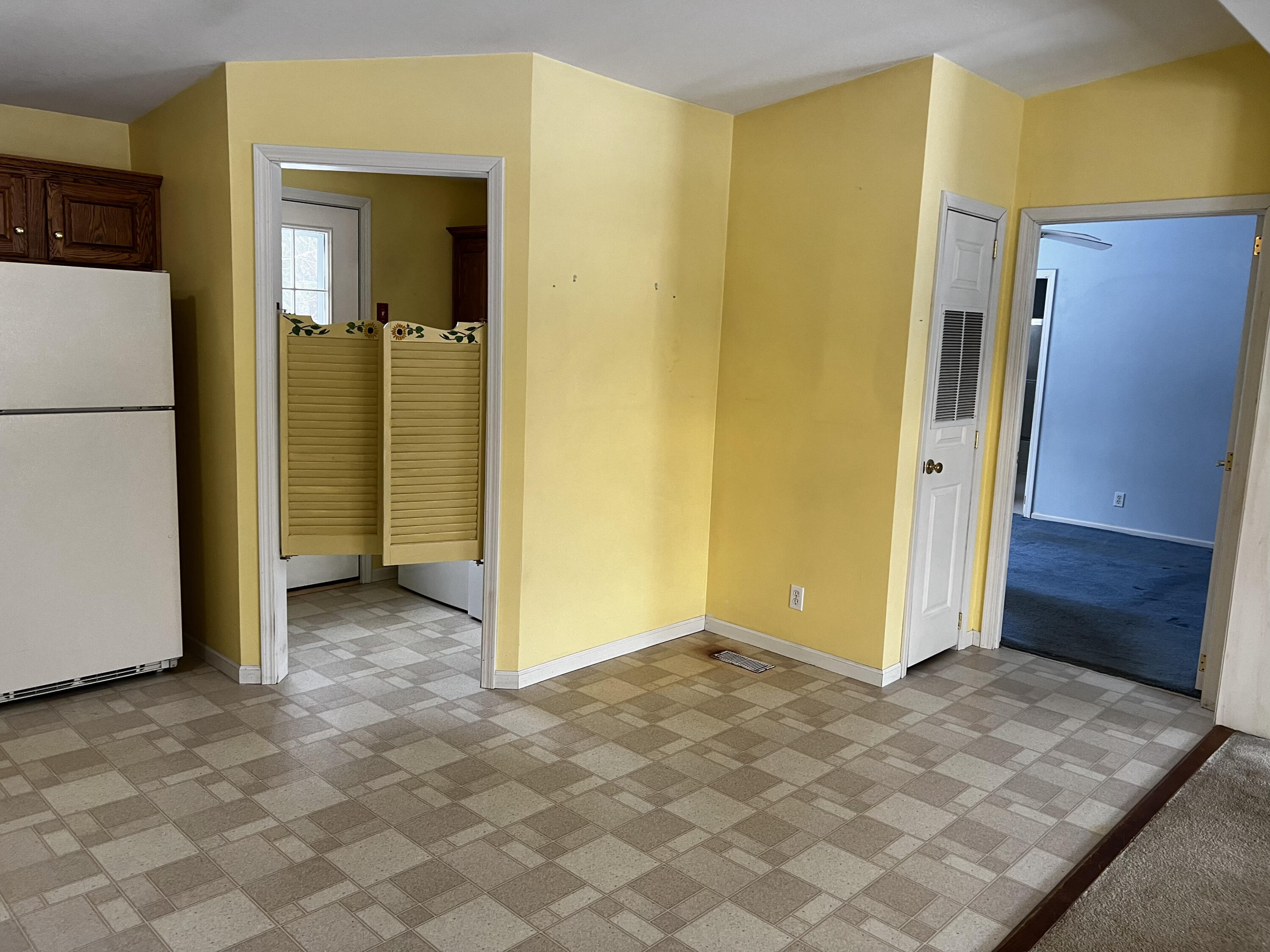 20 Buttercup Circle Auburn ME 04210