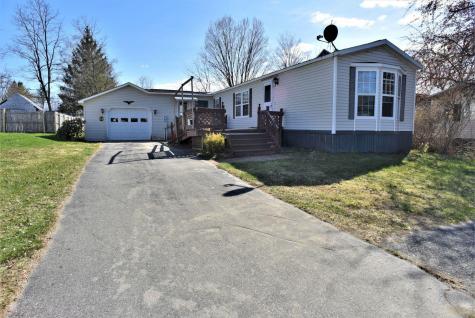 22 Houghton Street Madison ME 04950