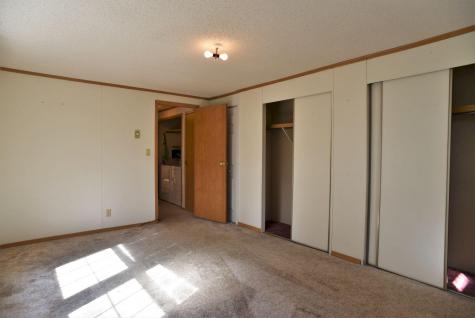 22 Houghton Street Madison ME 04950