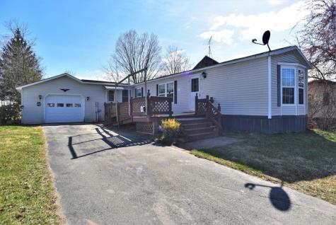 22 Houghton Street Madison ME 04950