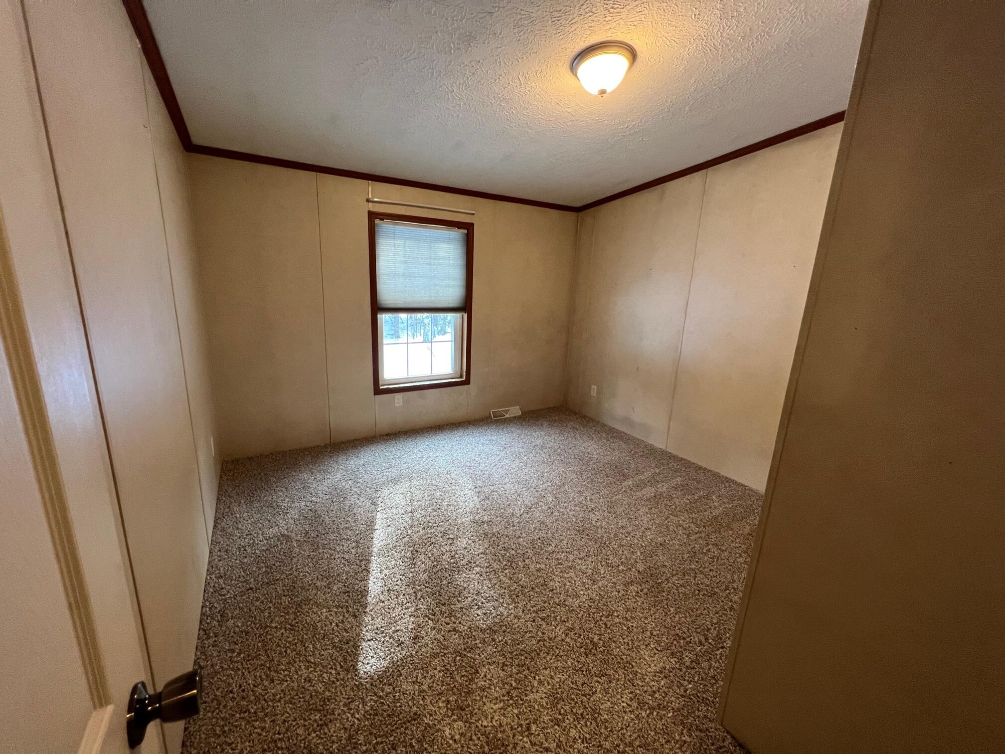 143 Shy Road Palmyra ME 04965