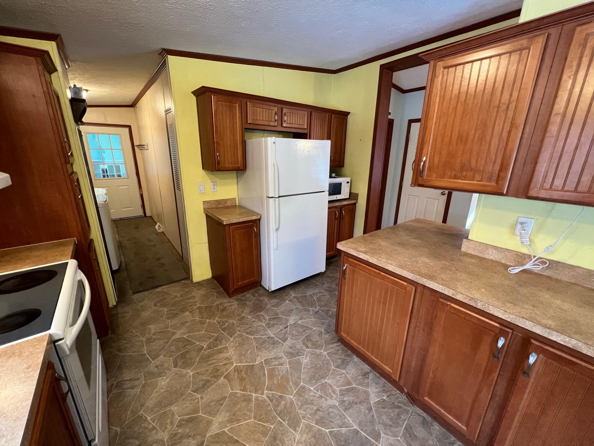 143 Shy Road Palmyra ME 04965