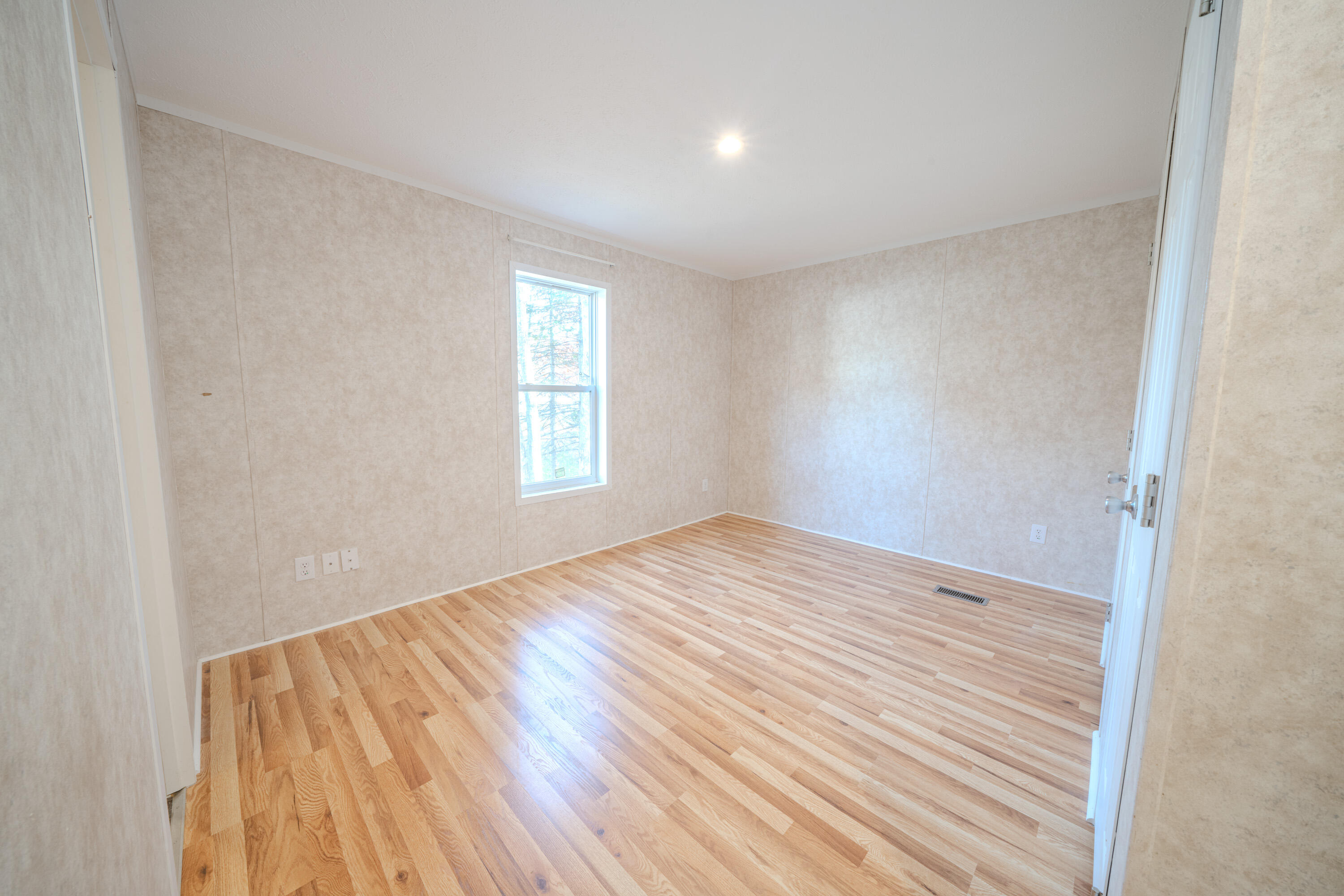 8 Cory Lane Belfast ME 04915