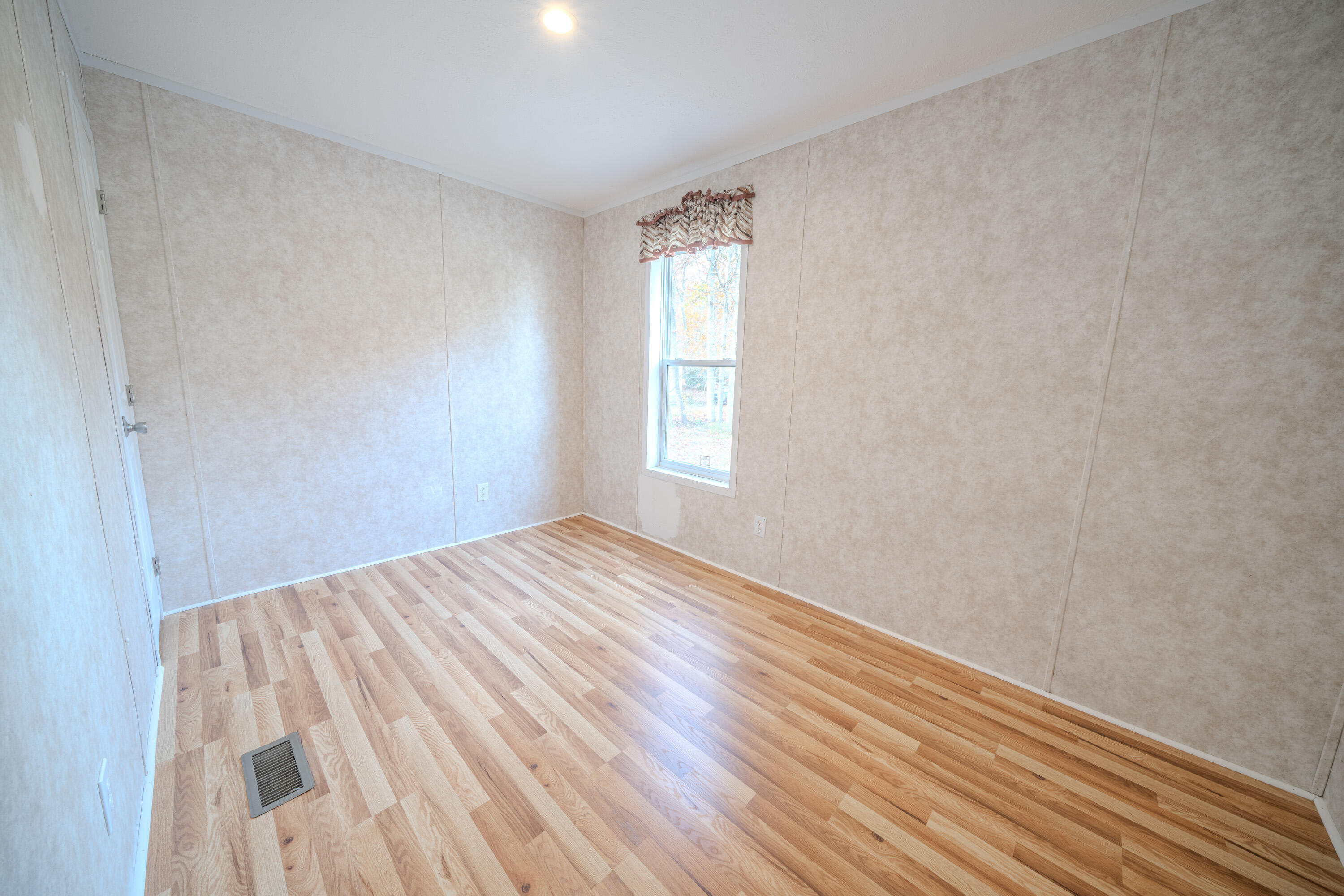 8 Cory Lane Belfast ME 04915