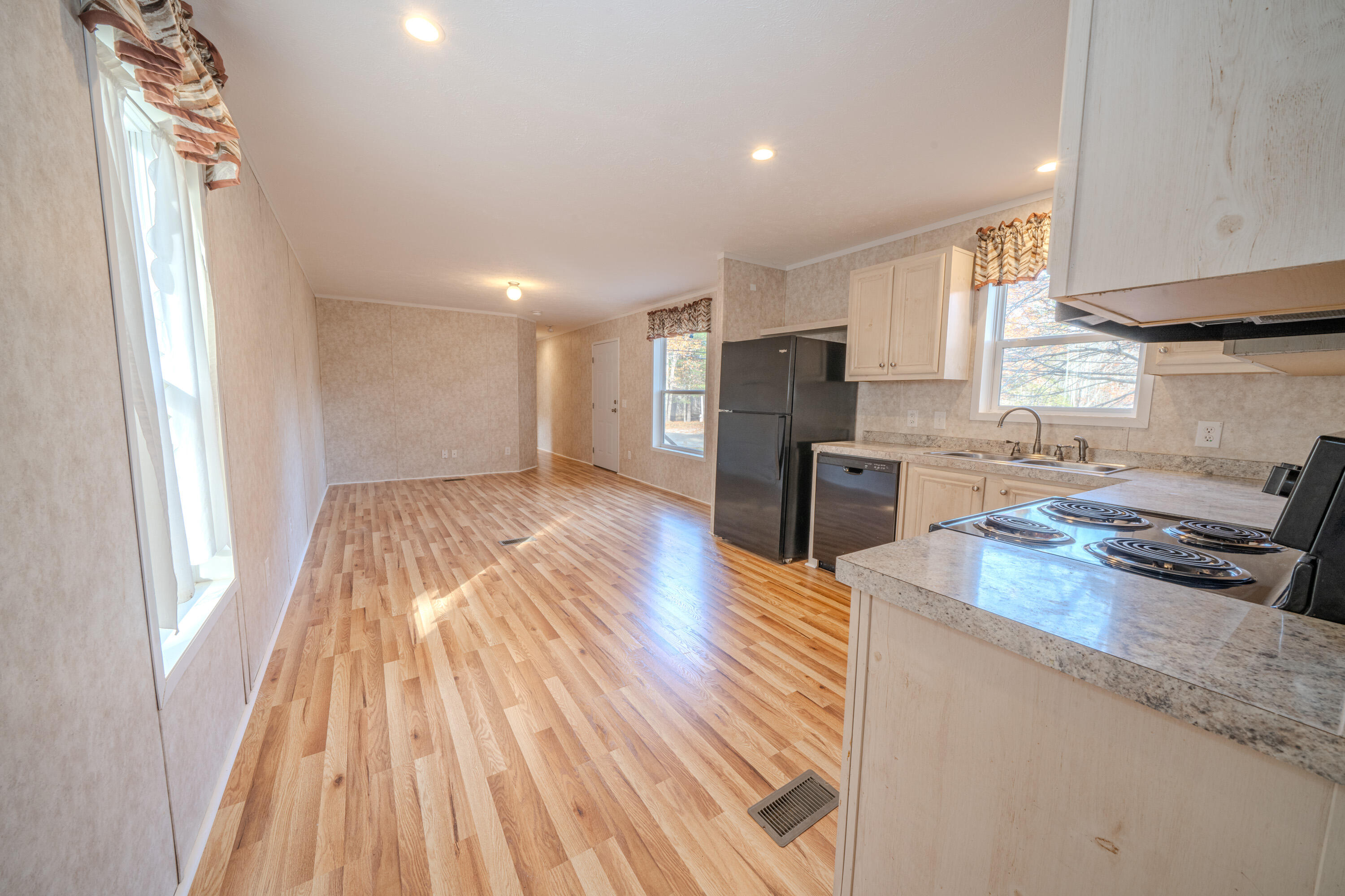 8 Cory Lane Belfast ME 04915