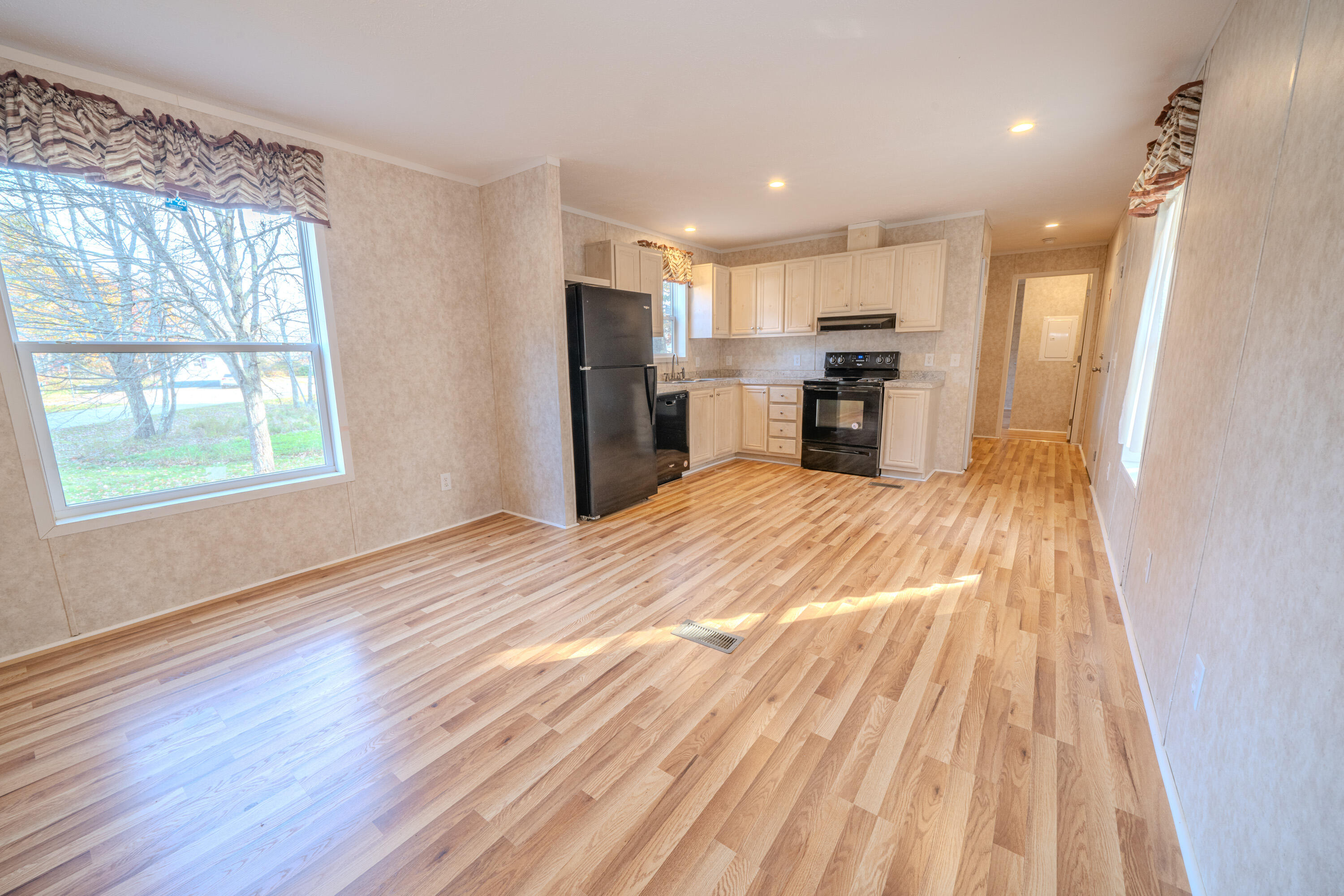 8 Cory Lane Belfast ME 04915