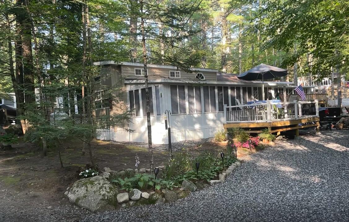 10 Maine Road Naples, ME