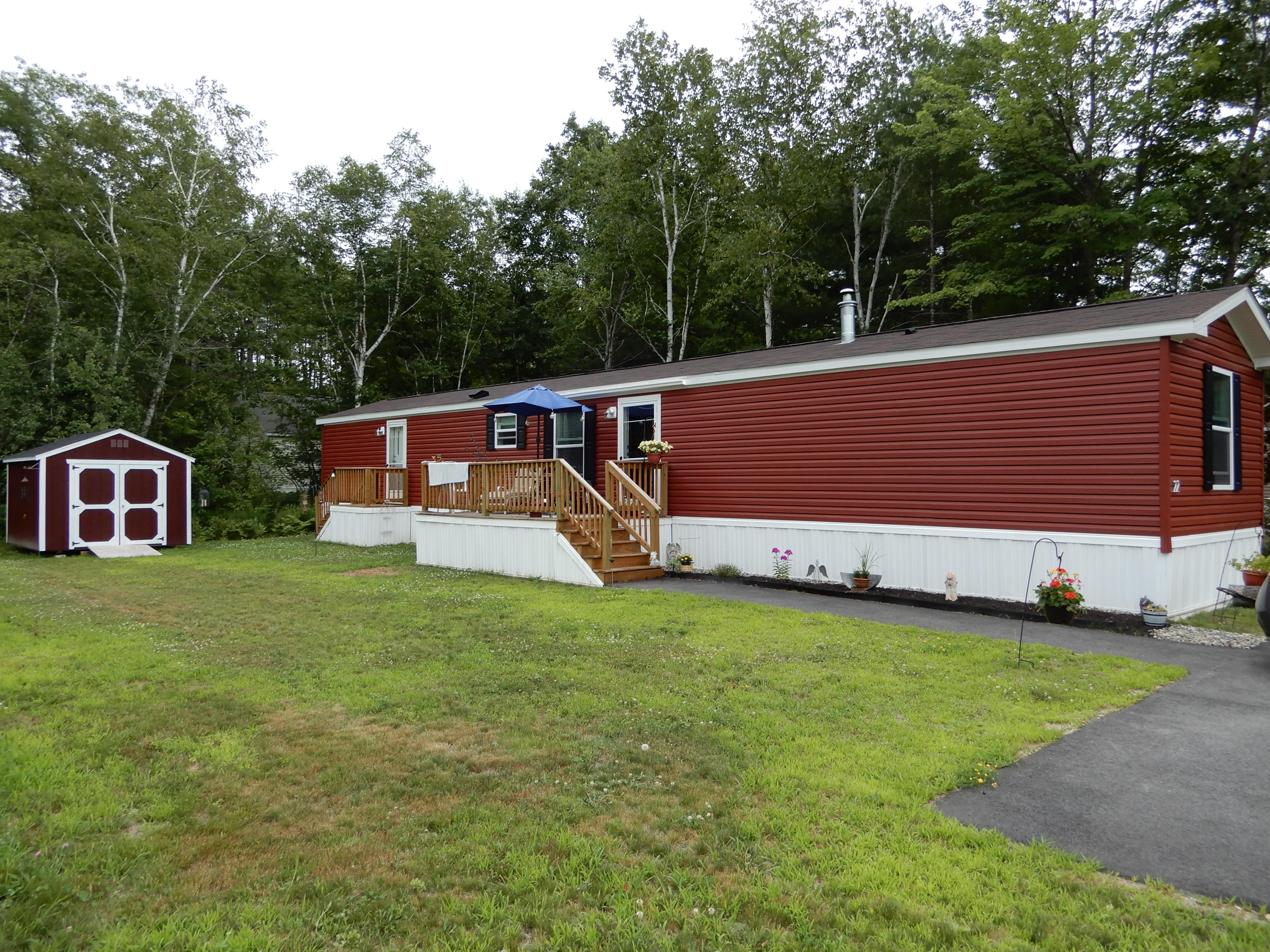 22 Deer Hill Avenue Standish ME 04084