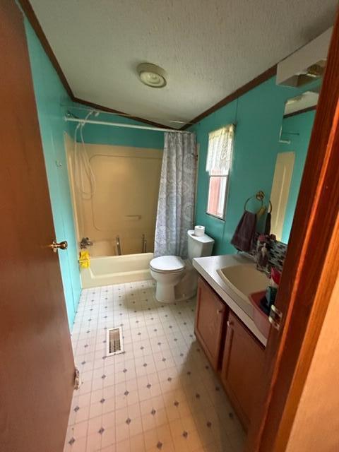3 Morse Avenue Guilford ME 04443