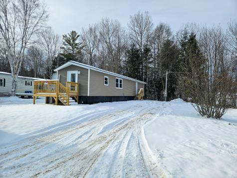 17 Juniper Street Millinocket ME 04462