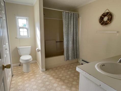 15 Cory Lane Belfast ME 04915