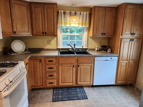 772 Morrill Pond Road Hartland ME 04943