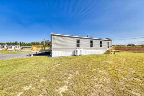 7 Edward Court Fairfield ME 04937